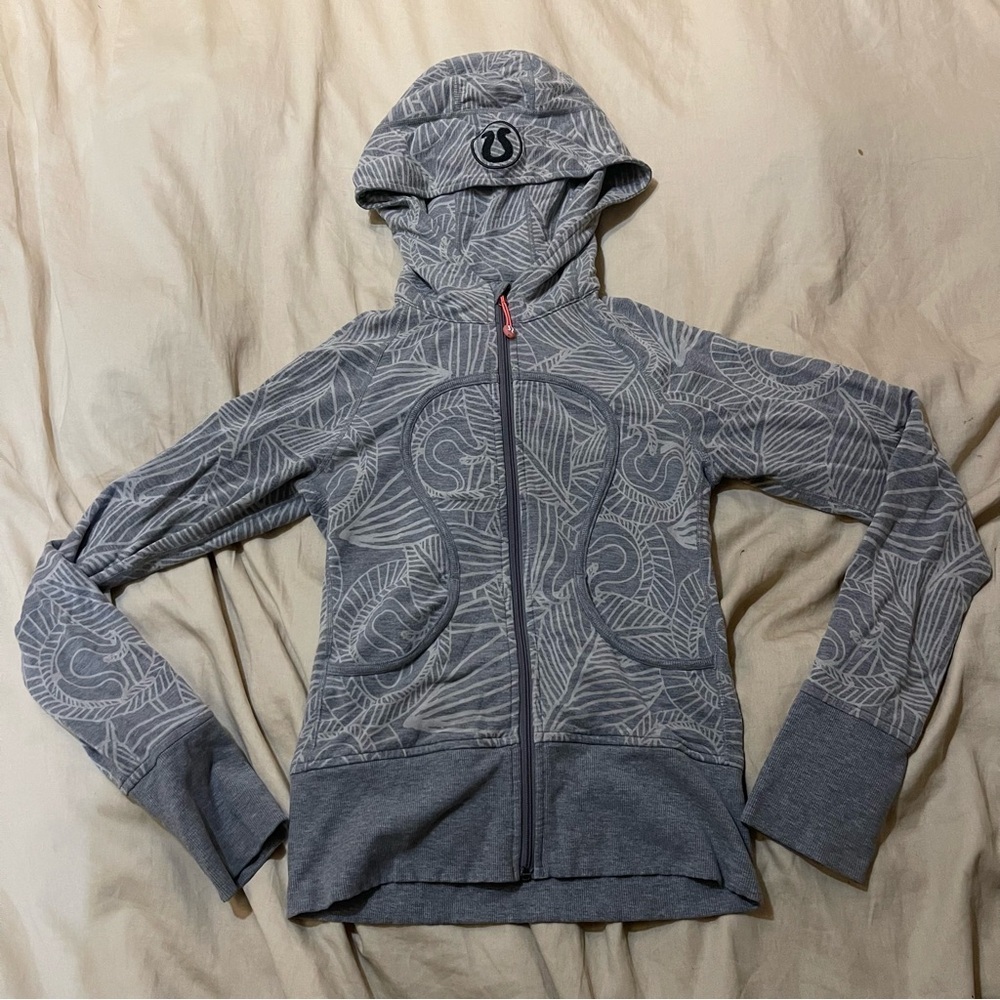 Lululemon Grey Stretchy Patterned Zip-Up Hoodie Size 4